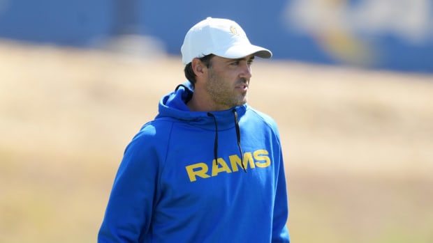 Jun 7, 2022; Thousand Oaks, California, USA; Los Angeles Rams offensive coordinator Zac Robinson during minicamp at Cal Lutheran University.